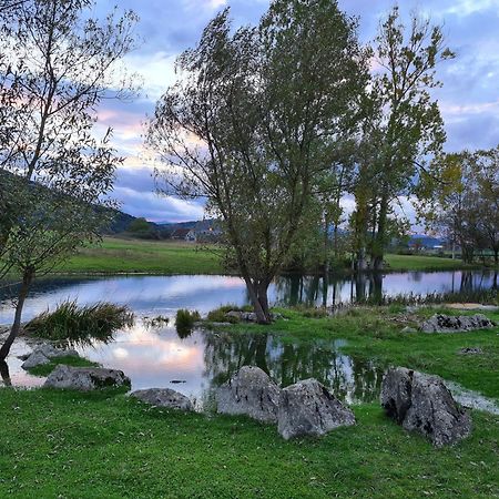 Forestside House Gacka With Relax Area Sinac Buitenkant foto
