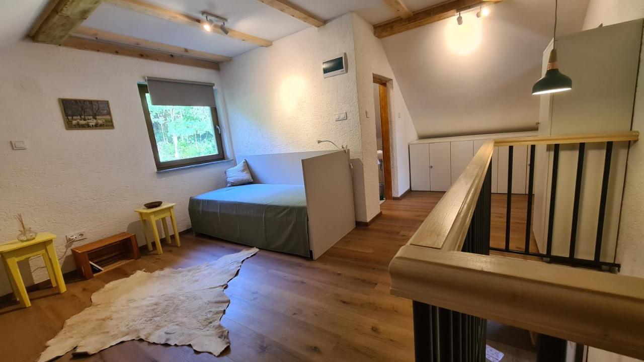 Forestside House Gacka With Relax Area Sinac Buitenkant foto